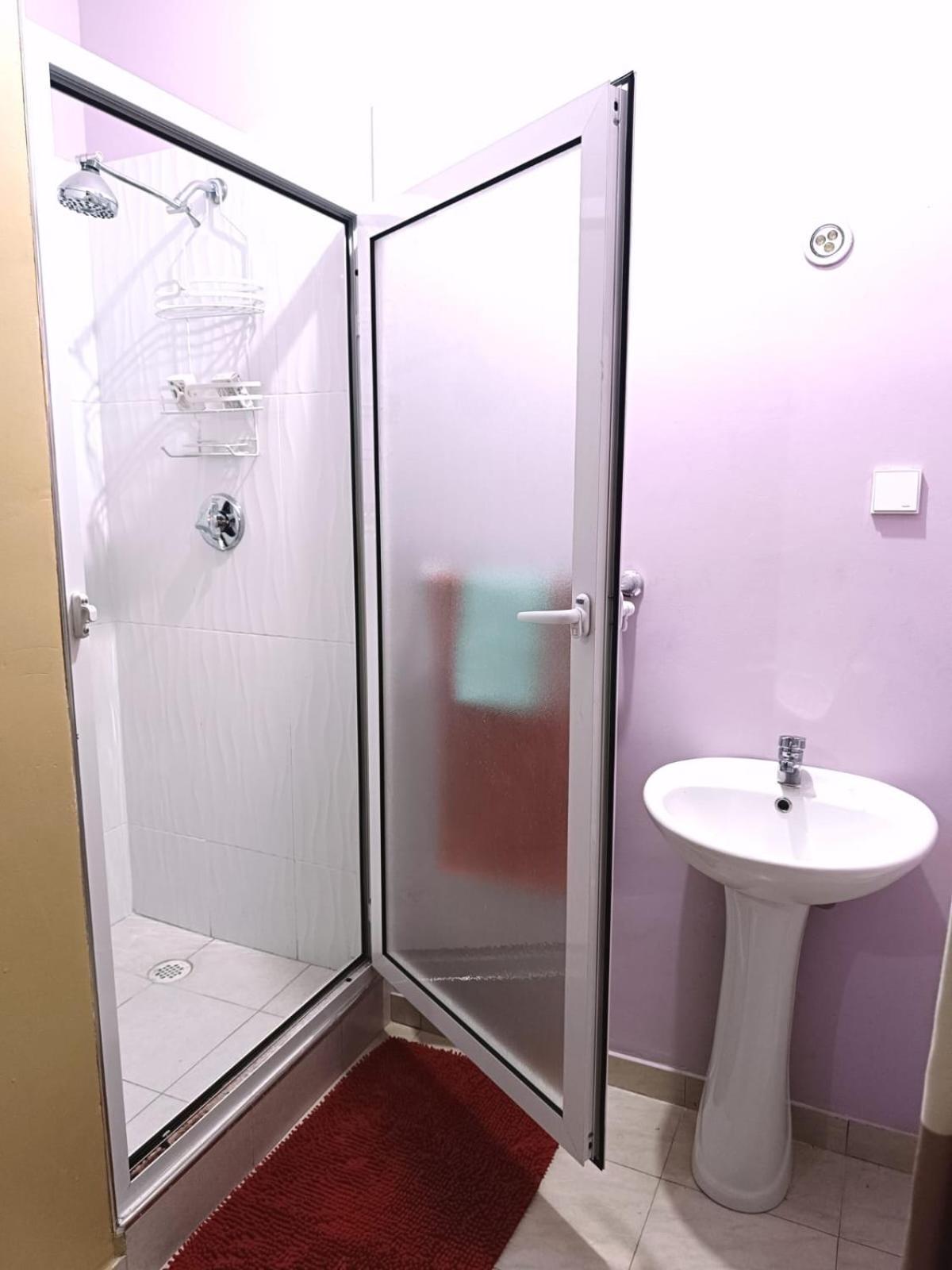 Pensao Dona Fica Apartment Tarrafal  Ngoại thất bức ảnh